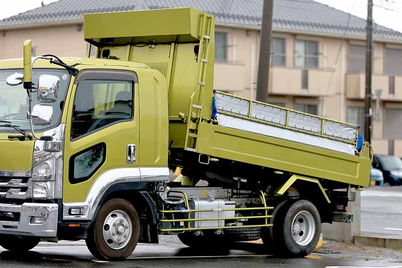 配達用のダンプ